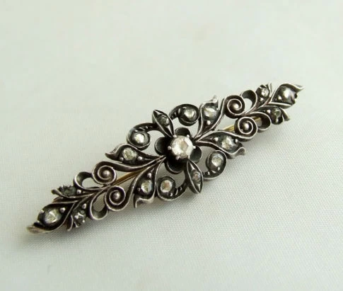 Antieke broche met roosdiamant