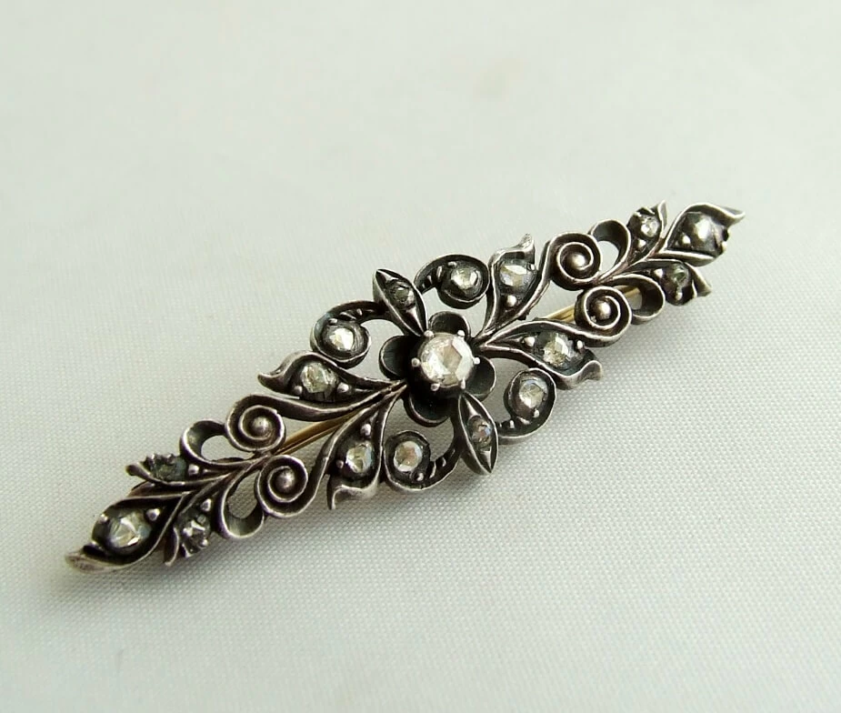 Antieke broche met roosdiamant