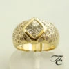 Geel gouden Atelier Christian diamanten ring