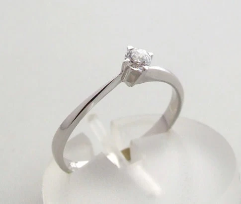 Wit gouden ring met Christian zirkonia