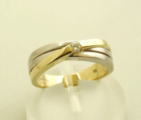 Bicolor slagring met diamant