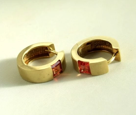Gouden citrien oorbellen Gouden citrien oorbellen