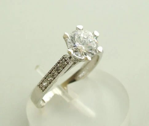 Christian wit gouden zirkonia ring