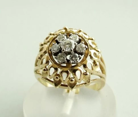 Geel gouden ring met diamanten 0.45 ct.