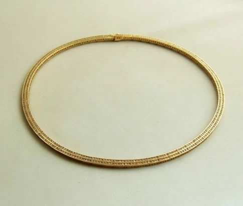 Geel gouden collier met zirkonia