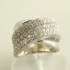 Christian wit gouden ring met diamanten