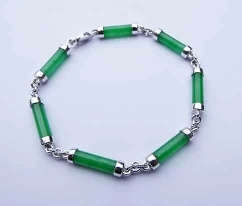 Wit gouden armband met jade