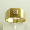 14 karaat gouden zegelring met zirkonia