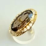 Gouden ring met rookkwarts en parels