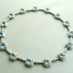 18 karaat wit gouden topaas en diamanten collier