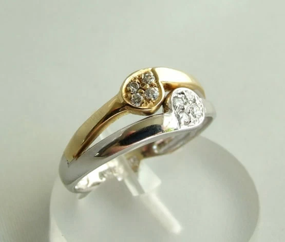 Christian bicolor ring met zirkonia Christian bicolor ring met zirkonia