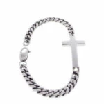 Zilveren armband met kruis Zilveren armband met kruis