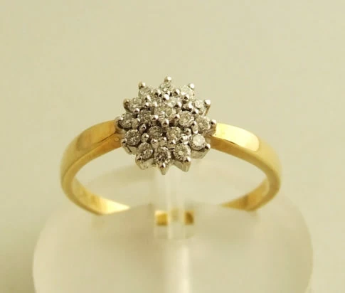 Geel gouden vintage ring met diamanten