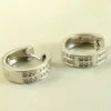 14 karaat wit gouden creolen met diamanten