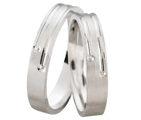 Wit gouden trouwringen met diamanten 0.04 ct.