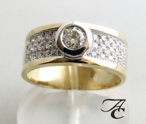 Bicolor ring met briljant geslepen diamanten