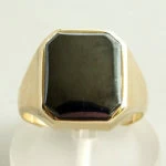 Geel gouden ring met hematiet