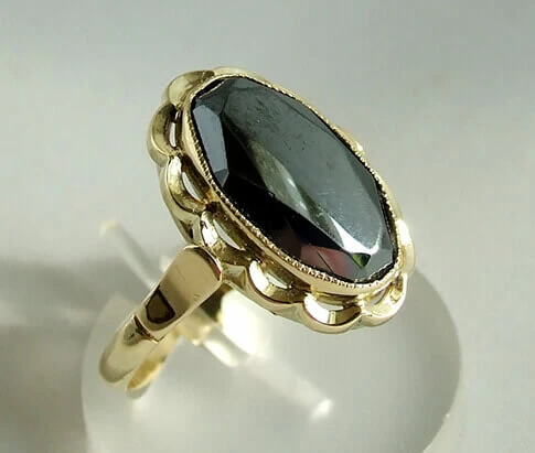 Gouden hematiet ring