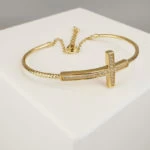 18 karaat gouden armband met kruis