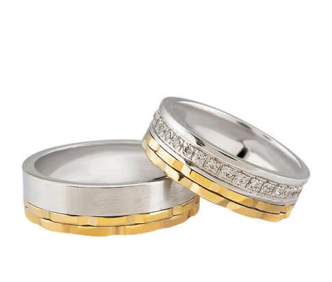Bicolor trouwringen met diamanten rondom