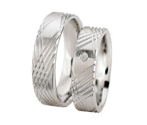 Christian wit gouden trouwringen met diamant