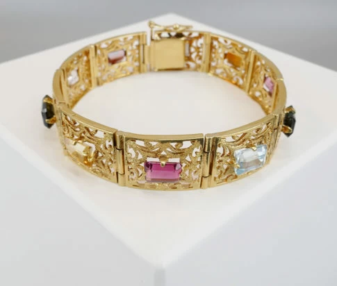 Gouden armband met edelstenen