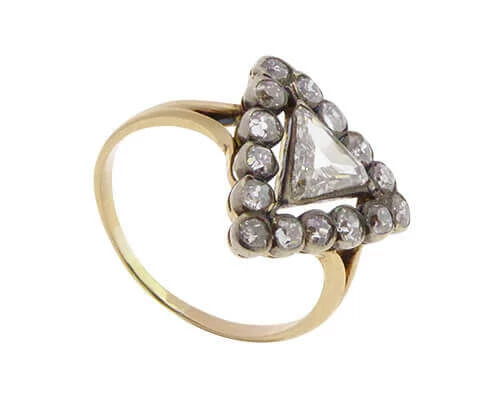 Gouden ring met Triangle diamanten