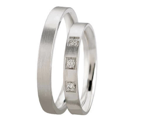 Wit gouden trouwringen met 3 diamanten