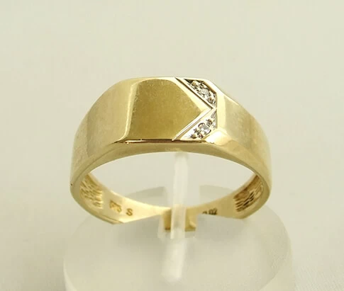 14 karaat gouden diamanten ring