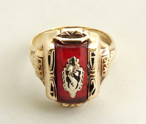 Geel gouden ring met carneool