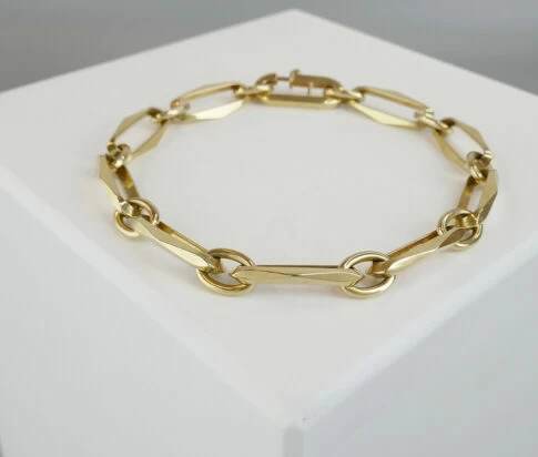 Geel gouden closed forever schakel armband