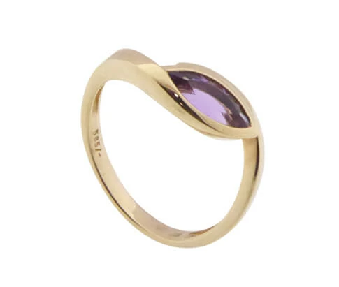Rosé gouden ring met Marquis geslepen amethyst