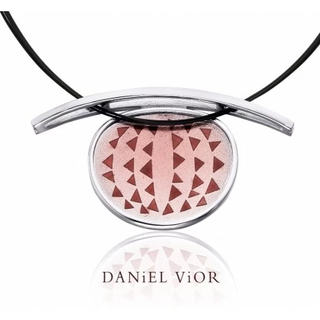 Daniel Vior Magrana hanger