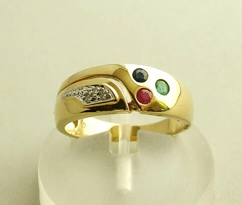 Gouden ring met saffier, diamant, robijn, smaragd