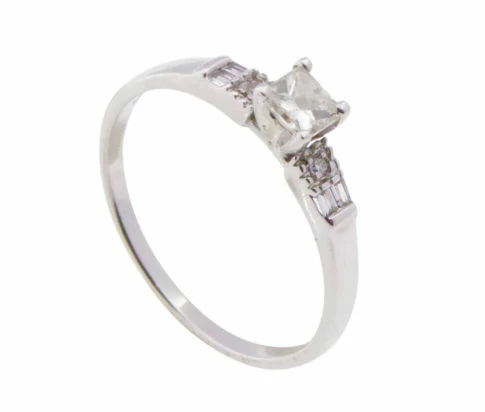 14 karaat wit gouden ring met citrien diamanten