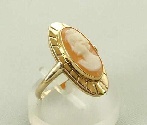 Geel gouden camee ring