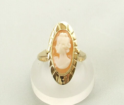 Geel gouden camee ring
