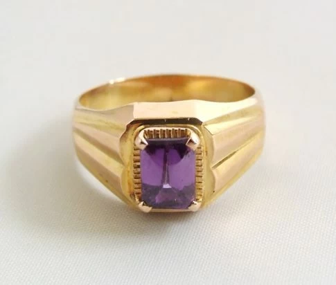Geel gouden amethist ring