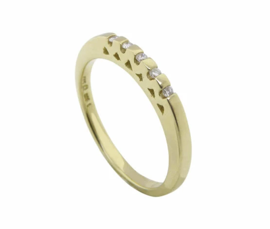 Geel gouden harten briljanten ring Geel gouden harten briljanten ring