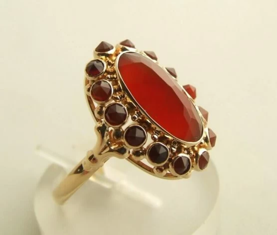 Geel gouden carneool ring