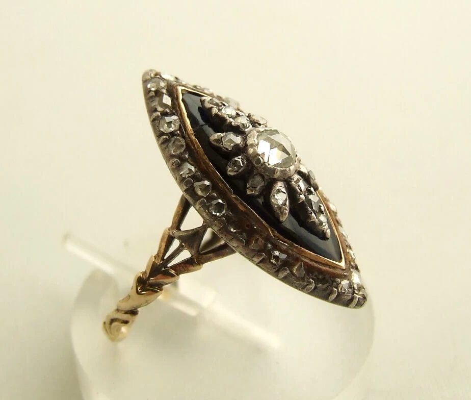 Zilver op gouden ring met roosdiamant