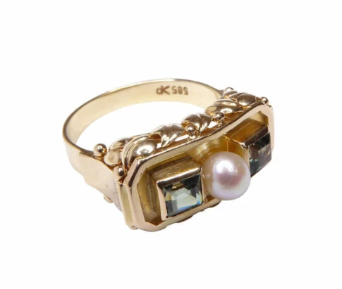 Geel gouden ring met parel en beryl