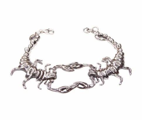 Zilveren armband met schorpioen