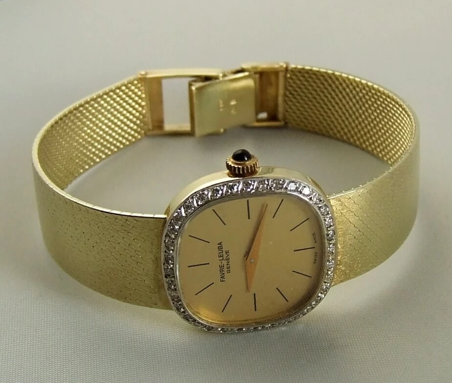 Geel gouden horloge met diamanten