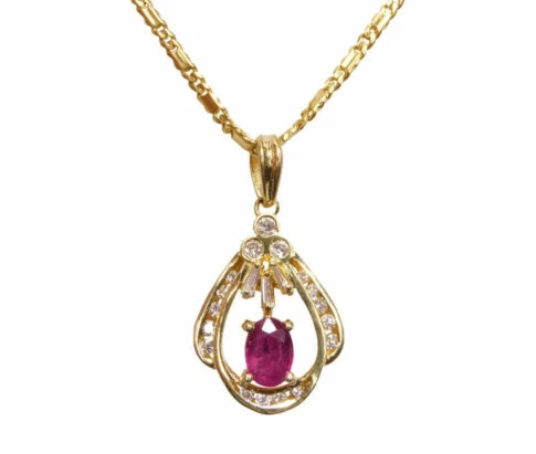 14 karaat gouden ketting en robijn hanger