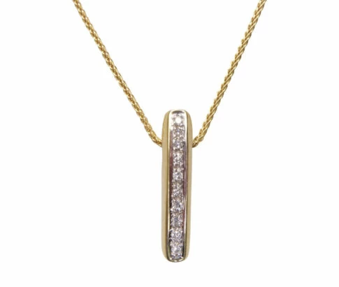Geel gouden ketting met diamant hanger