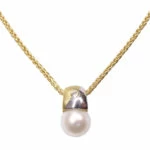 Gouden ketting met parel en diamant hanger