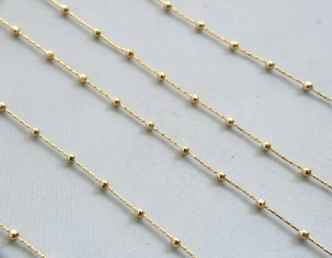 14 karaat gouden collier met balletjes