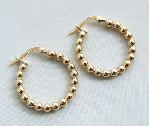 14 karaat gouden bolletjes oorbellen