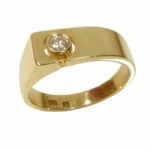 Geel gouden cachet ring met diamant